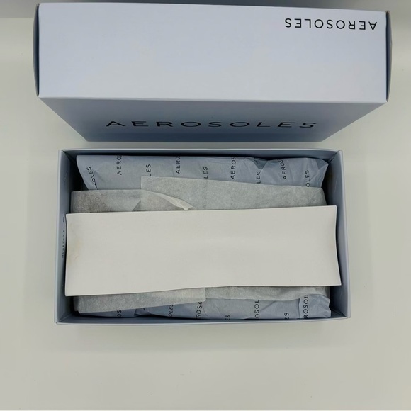 Aerosoles Women's Minetta Pump, Tan Leather, 10W - Picture 8 of 10